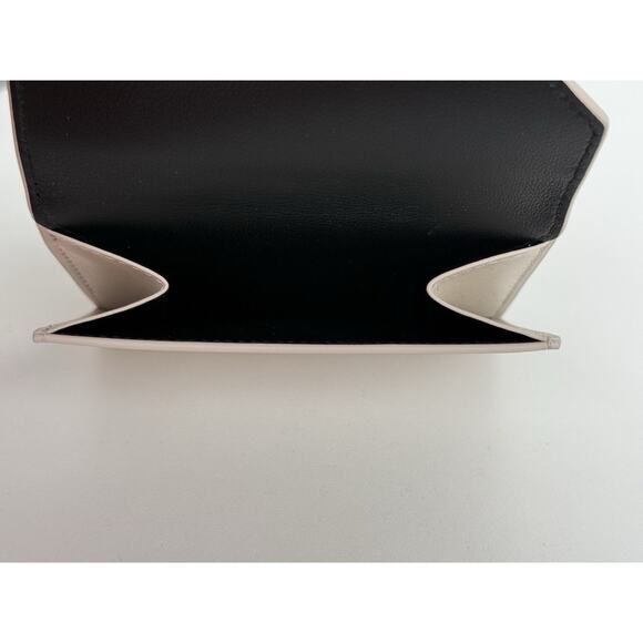 Balenciaga White Envelope Flap Wallet - Picture 13 of 16